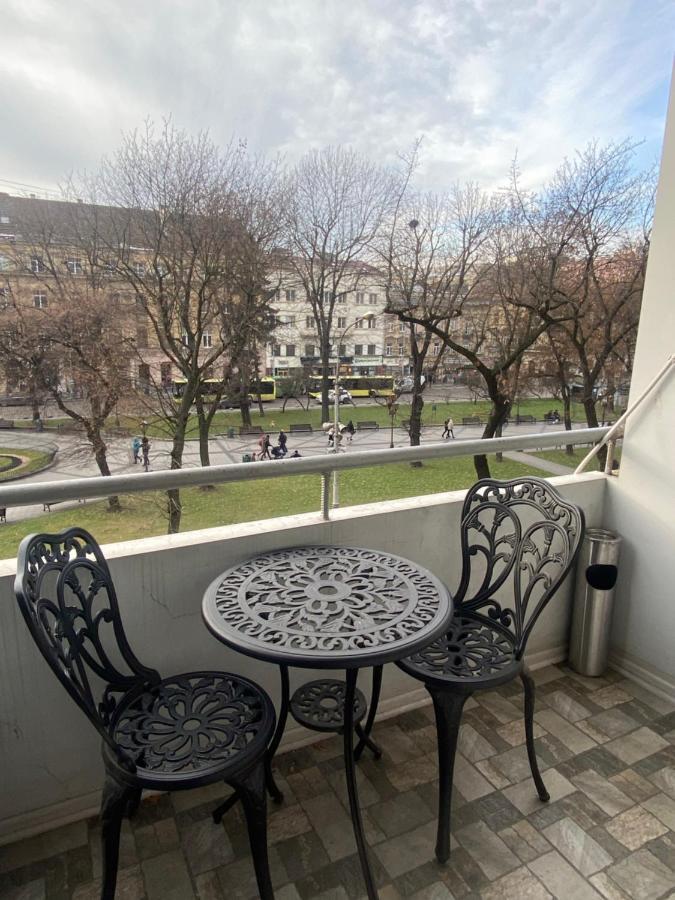 Avenue Apart Lviv Exterior foto