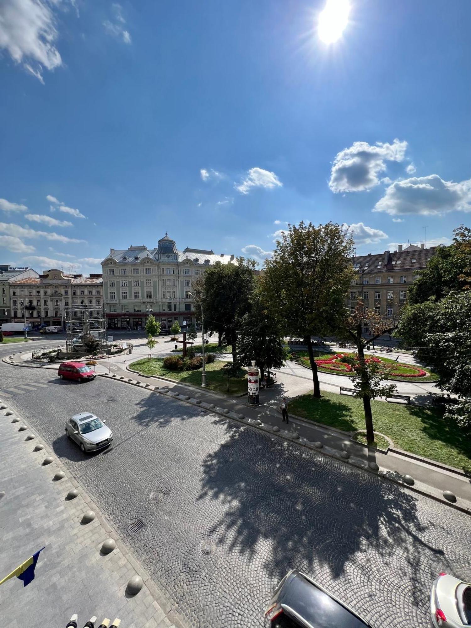 Avenue Apart Lviv Exterior foto